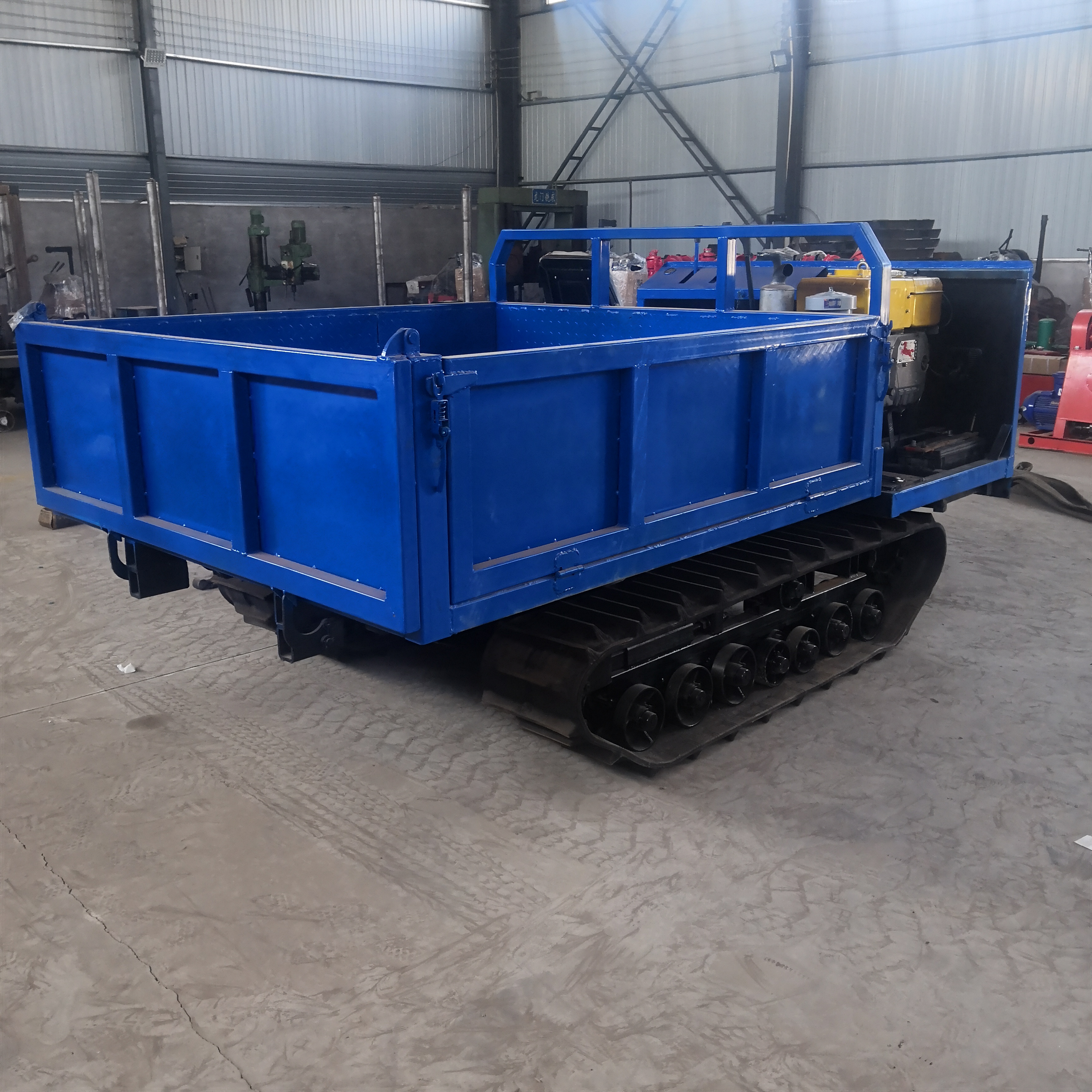 2 Ton Mini Rubber Track Transporter Dumper Truck Simple Operation